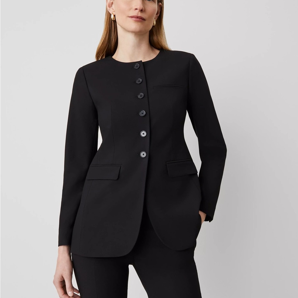 Ann Taylor Curved Hem Jacket in seasonless stretch